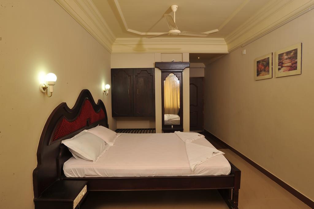 Indraprastha Beach Resort Varkala Kültér fotó